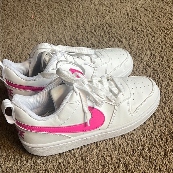 Nike White Sneakers with Pink Swoosh - Picture 3 of 3